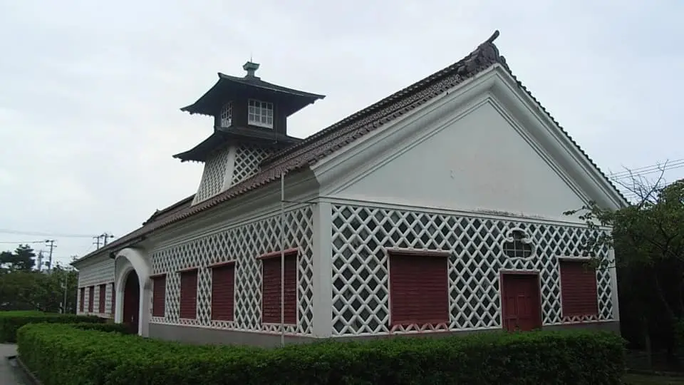 新潟市にある旧税関の庁舎